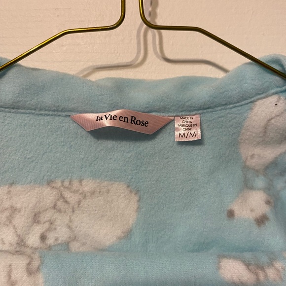 La Vie en Rose Pyjama Set - Picture 2 of 3